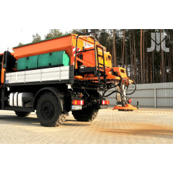 posypywarka PRONAR SPT40