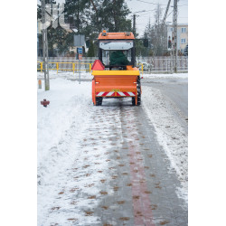 posypywarka PRONAR PW120